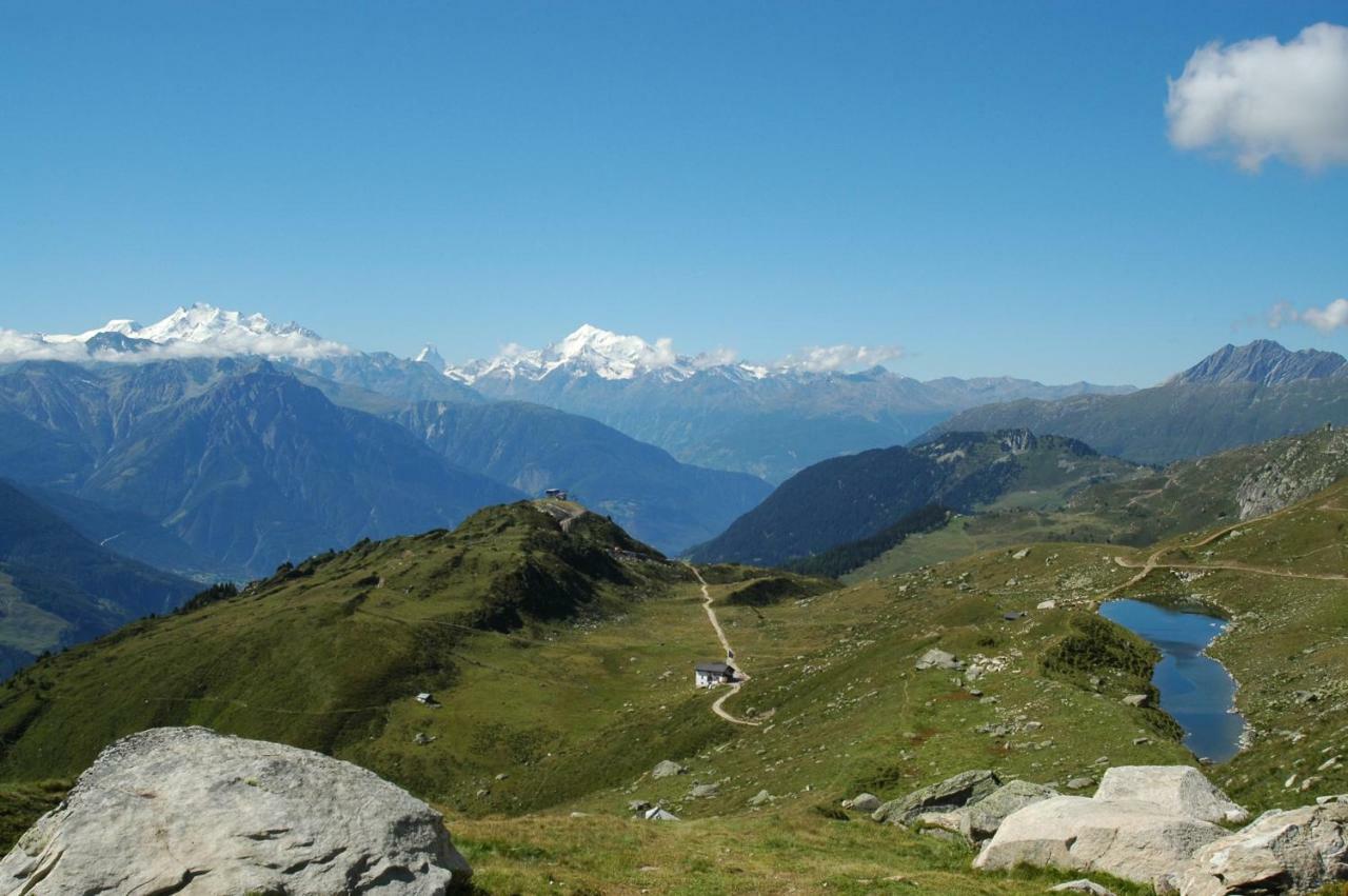 Mischabelblick Fiesch Exterior foto